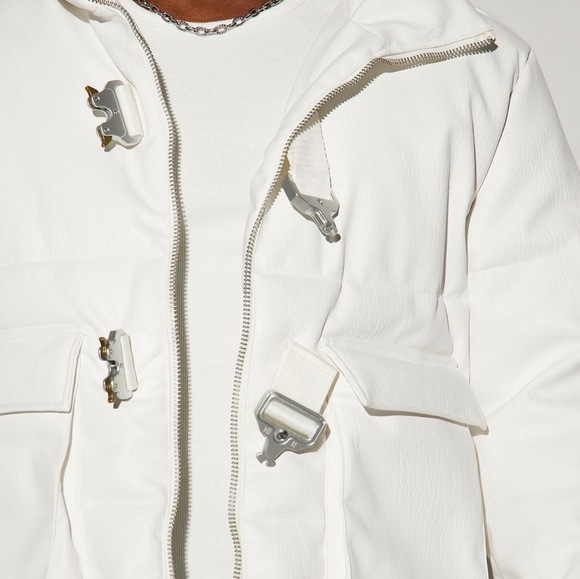 NEW! White Pleather Puffer Jacket size s FASHION NOVA - Picture 3 of 4